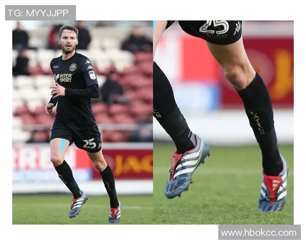 穿着X足球鞋的顶级球星们如何在赛场上展现独特风采 穿着X足球鞋的顶级球星们如何在赛场上展现独特风采